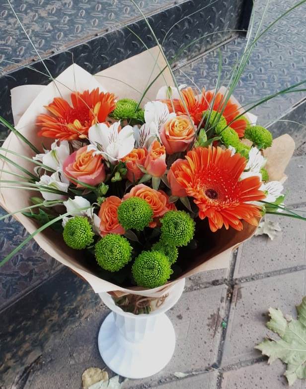 Букет цветов из: Герберы, Хризантемы, Альстромерии и Розы в Реммаш