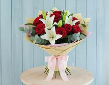 Букет цветов из:  Лилии и Розы #REPLACE_PRED# Реммаш