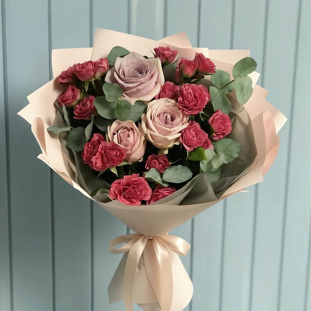 Букет цветов из: Гвоздики и Розы в Реммаш