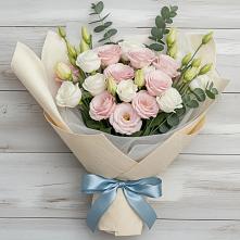 Букет цветов из:  Лизиантусы #REPLACE_PRED# Реммаш