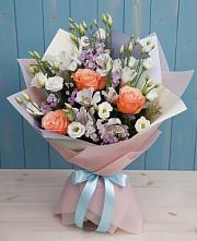 Букет цветов из:  Лизиантусы, Розы, Альстромерии и Гипсофила #REPLACE_PRED# Реммаш