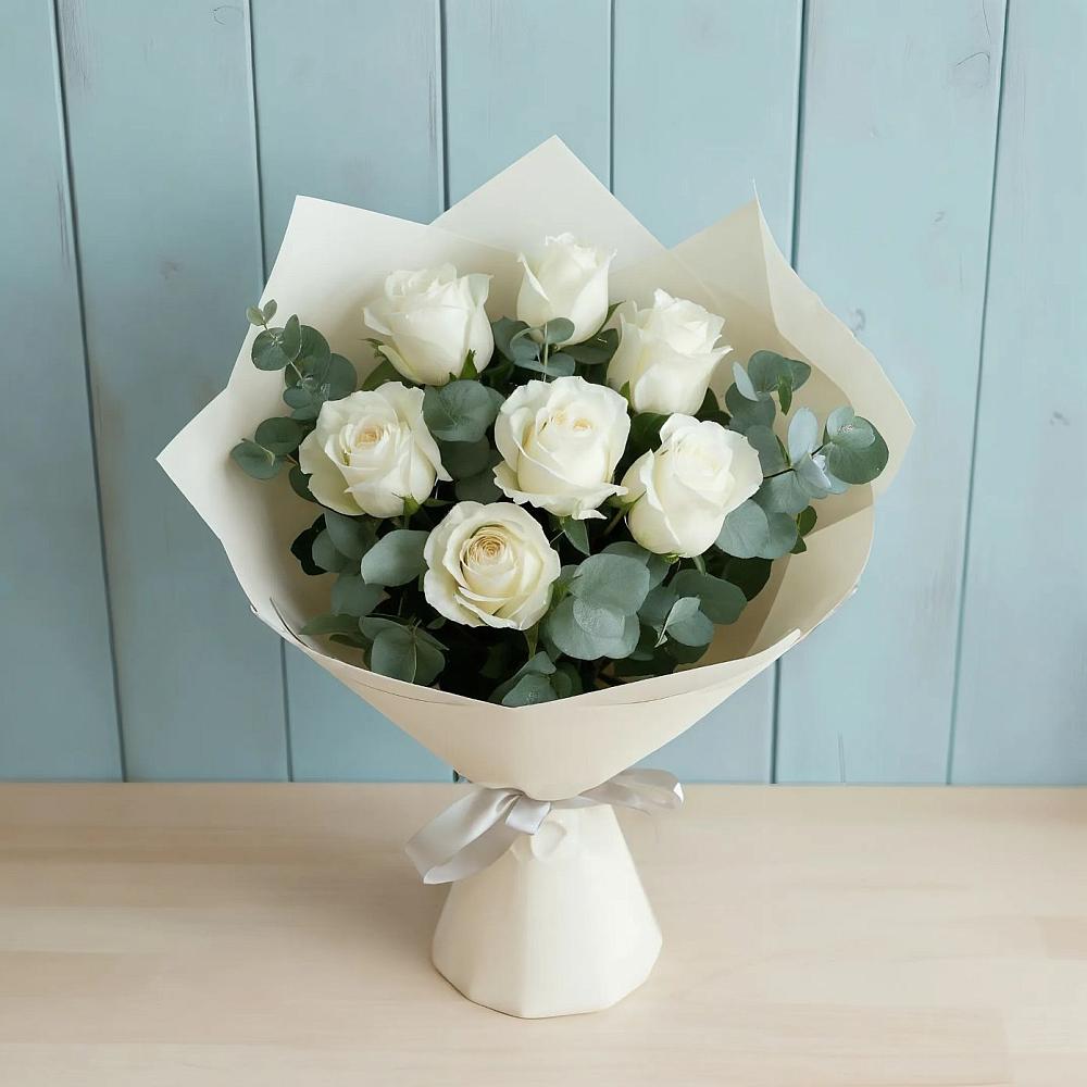 Букет Белые розы в Эвкалипте в Реммаш