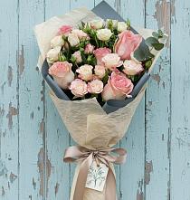 Букет цветов из:  Розы #REPLACE_PRED# Реммаш