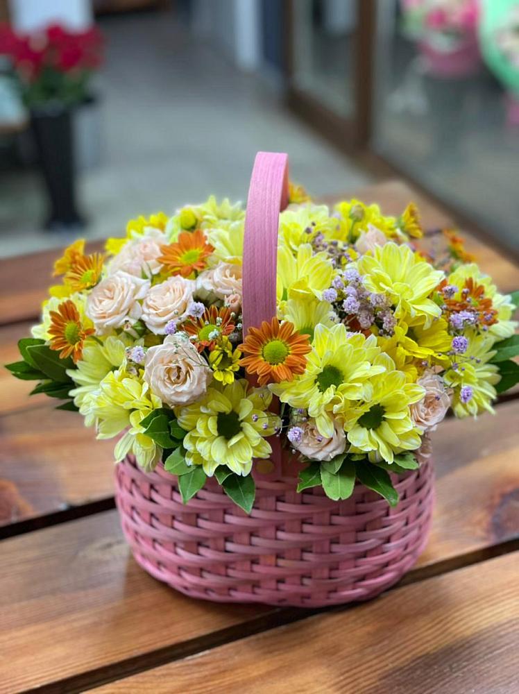 Цветочная композиция из Хризантемы и Розы в корзине в Реммаш