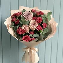Букет цветов из:  Гвоздики и Розы #REPLACE_PRED# Реммаш