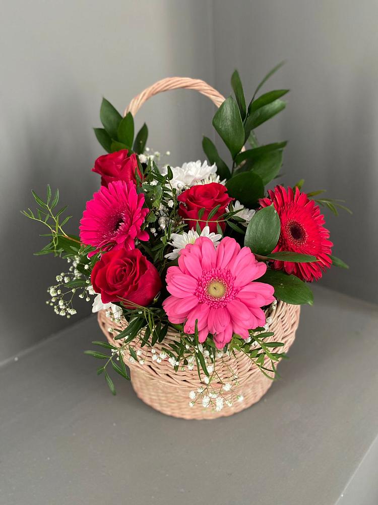 Цветочная композиция из Розы, Хризантемы и Герберы в корзине в Реммаш