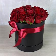 Цветочная композиция из Розы в шляпной коробке в Реммаш