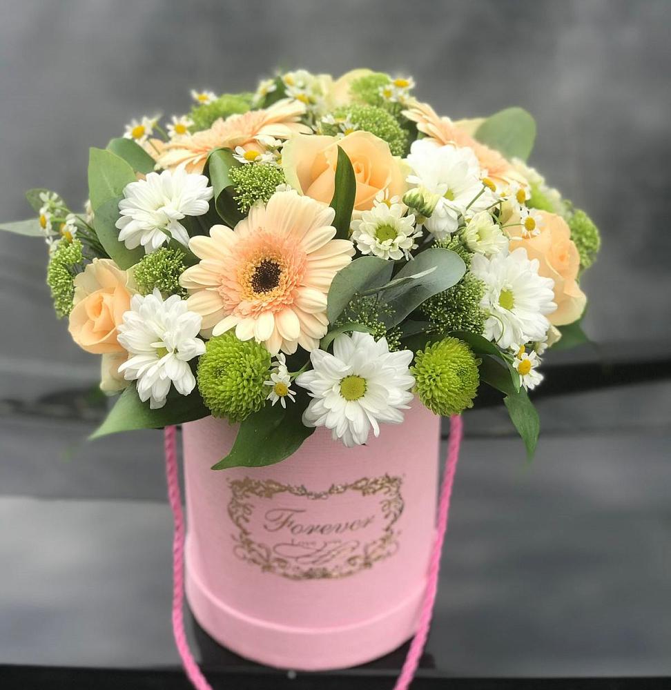 Цветочная композиция из Розы, Герберы и Хризантемы в шляпной коробке в Реммаш